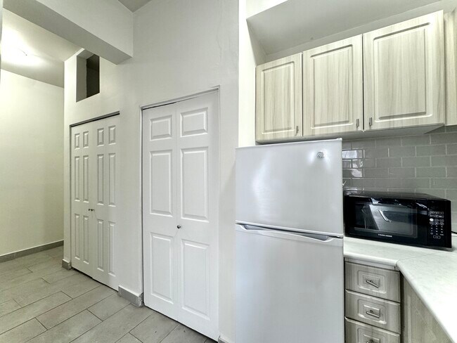 Photo du bâtiment - 181 Gerrard St E