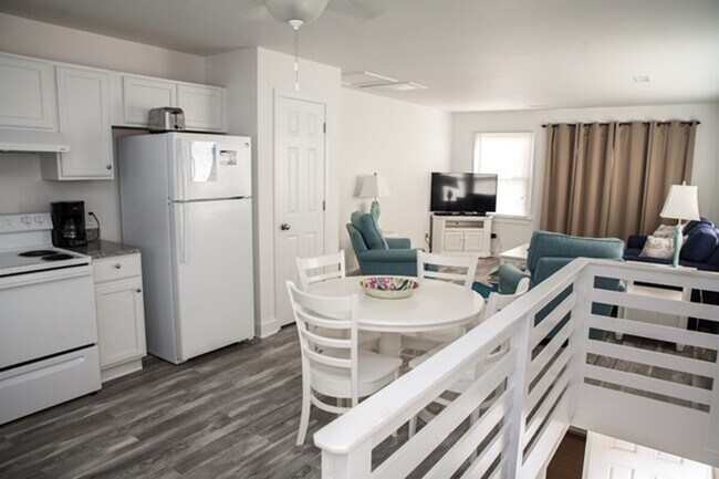 Building Photo - 40302 Due E Rd