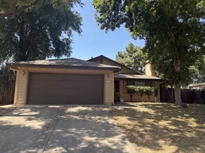 Building Photo - 844 Stetson Way