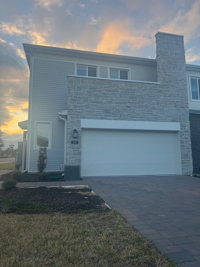 Foto del edificio - 240 Bogey Dr