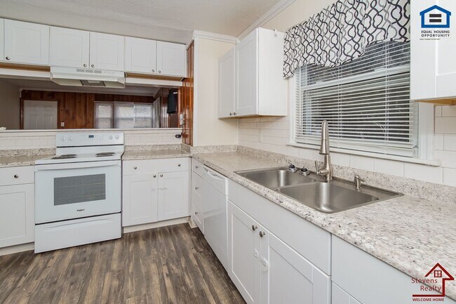 Foto del edificio - 3600 Selma Ave