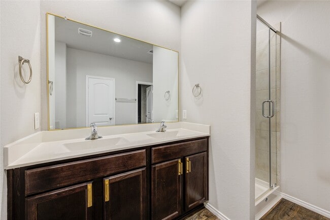 Building Photo - 20451 Green Mountain Dr