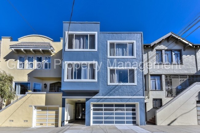 Building Photo - 174 22nd Ave