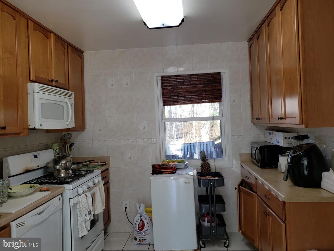 Primary Photo - 5100 Arrit Ct