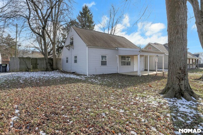 Foto del edificio - 878 Antwerp Rd