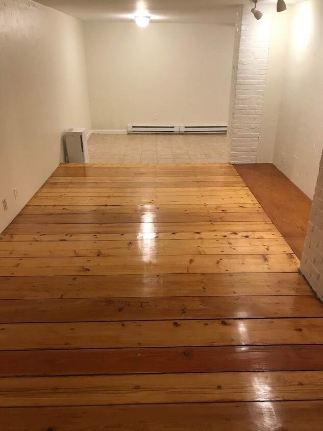 175 Milton St Unit 21, Milton, MA 02186 Room for Rent in Milton, MA