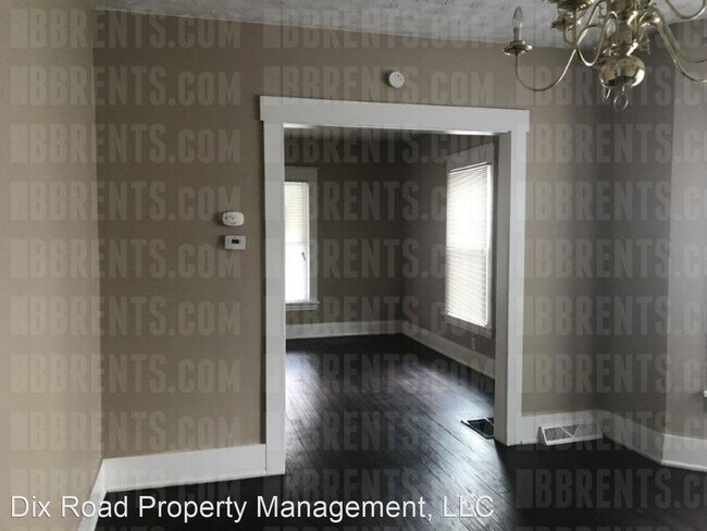 Foto del edificio - 3 br, 1.5 bath House - 108 Monroe Street,