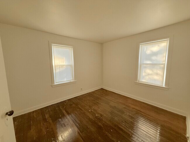 Dormitorio 1, foto 1 - 443 N Prospect St