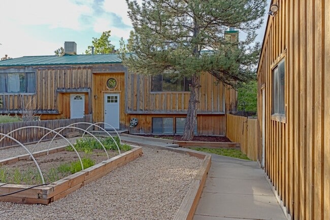 Building Photo - 2256 Sidewinder Dr