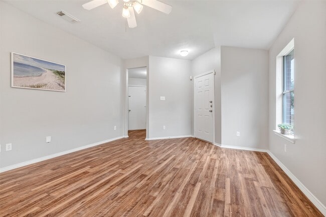 Building Photo - 20806 Dewberry Creek Ln