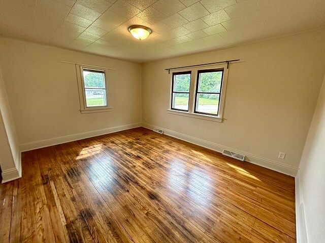 Foto del edificio - 606 5th Pl SE