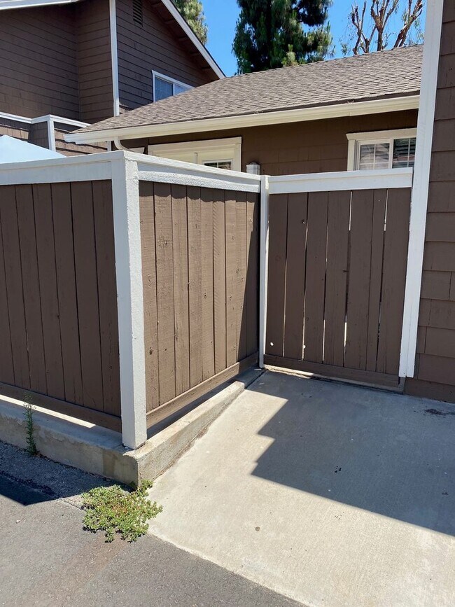 Foto del edificio - Ashe Rd