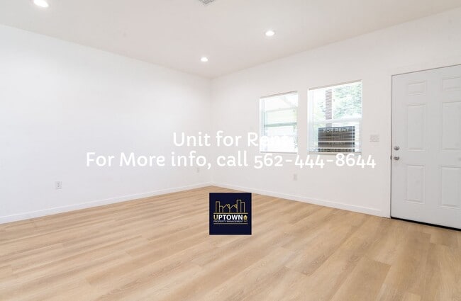 Foto del edificio - House - 2 Bedrooms / 1 Baths - Norwalk