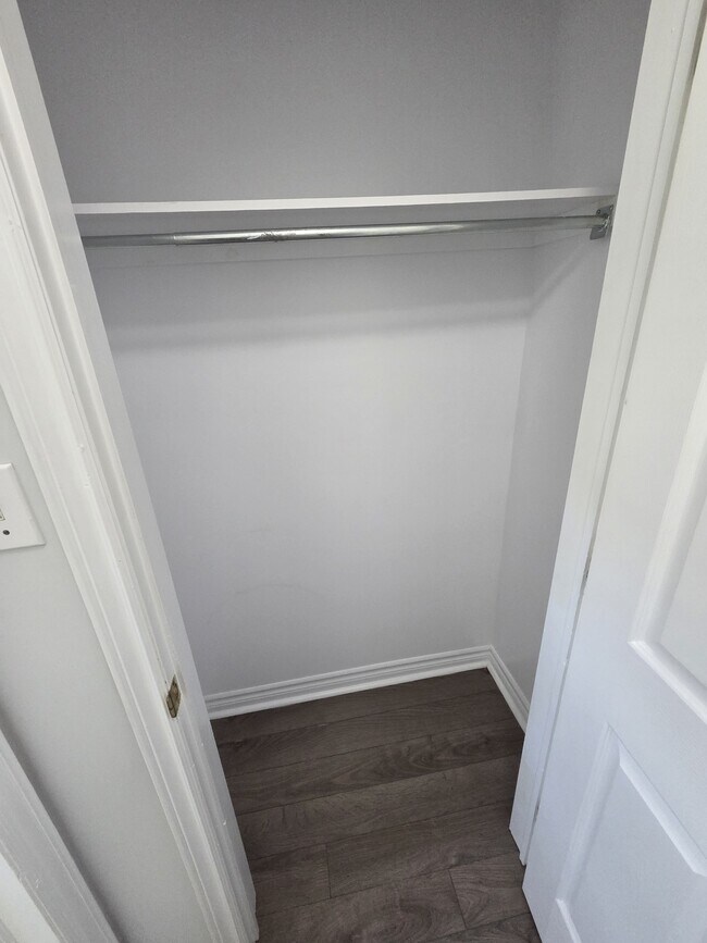 Photo du bâtiment - 2229 Brunswick St