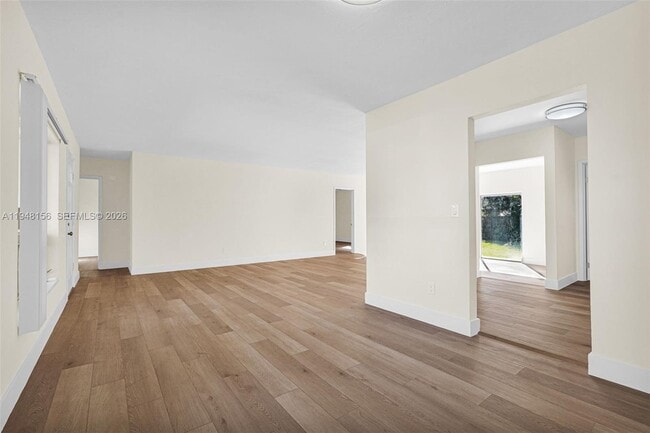 Foto del edificio - 130 NW 48th St