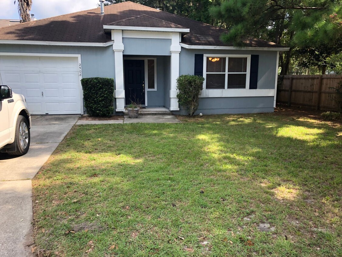 Primary Photo - 2 br, 2 bath House - 2508 NW 36th Ln.