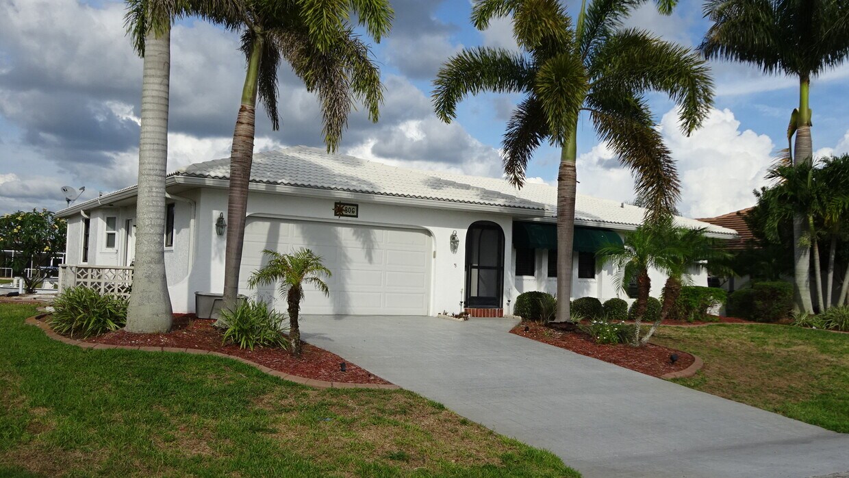 806 Vía Tunis, Punta Gorda, FL 33950 House for Rent in Punta Gorda