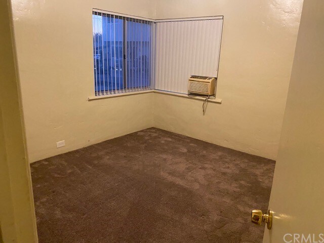 Building Photo - 457 E Puente St