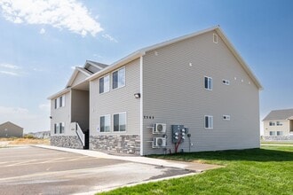Building Photo - 6322 N Freedom Rd