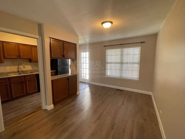 Building Photo - 7110 S Gaylord St