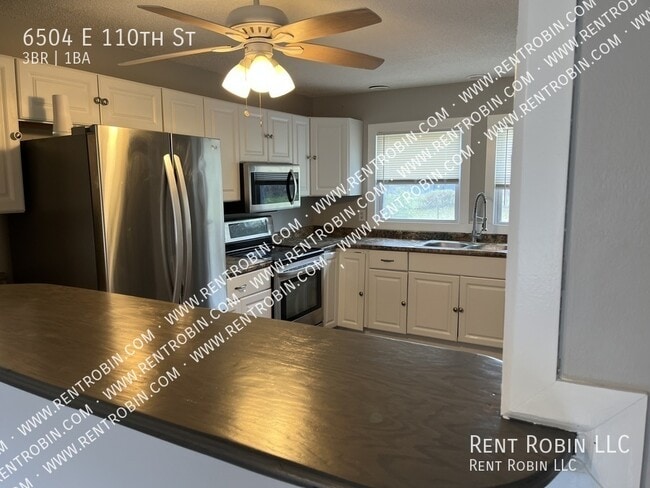 Building Photo - 6504 E 110th St