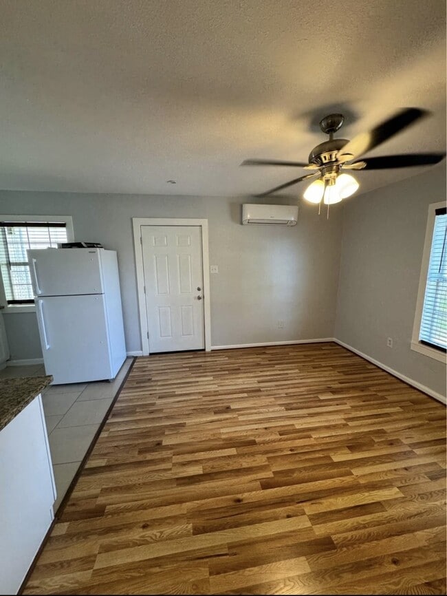 Building Photo - 8416 La Porte Rd