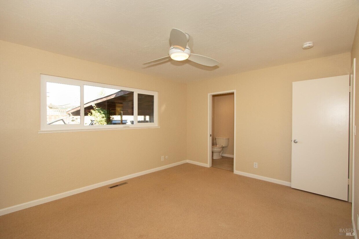 Primary Photo - 4967 Hansen Dr