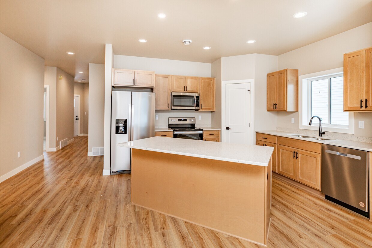 Foto principal - 6614 68th St S