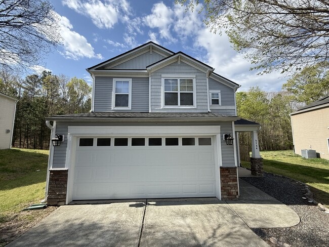 Photo - 3734 Mountain Brook Cir (Durham, NC) House
