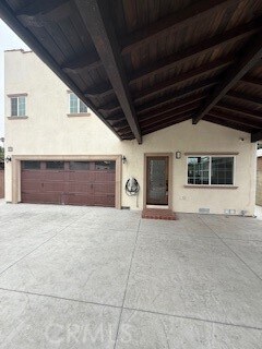 Building Photo - 401 S Burris Ave