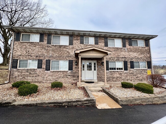 Building Photo - 1545 Leeshores Ln
