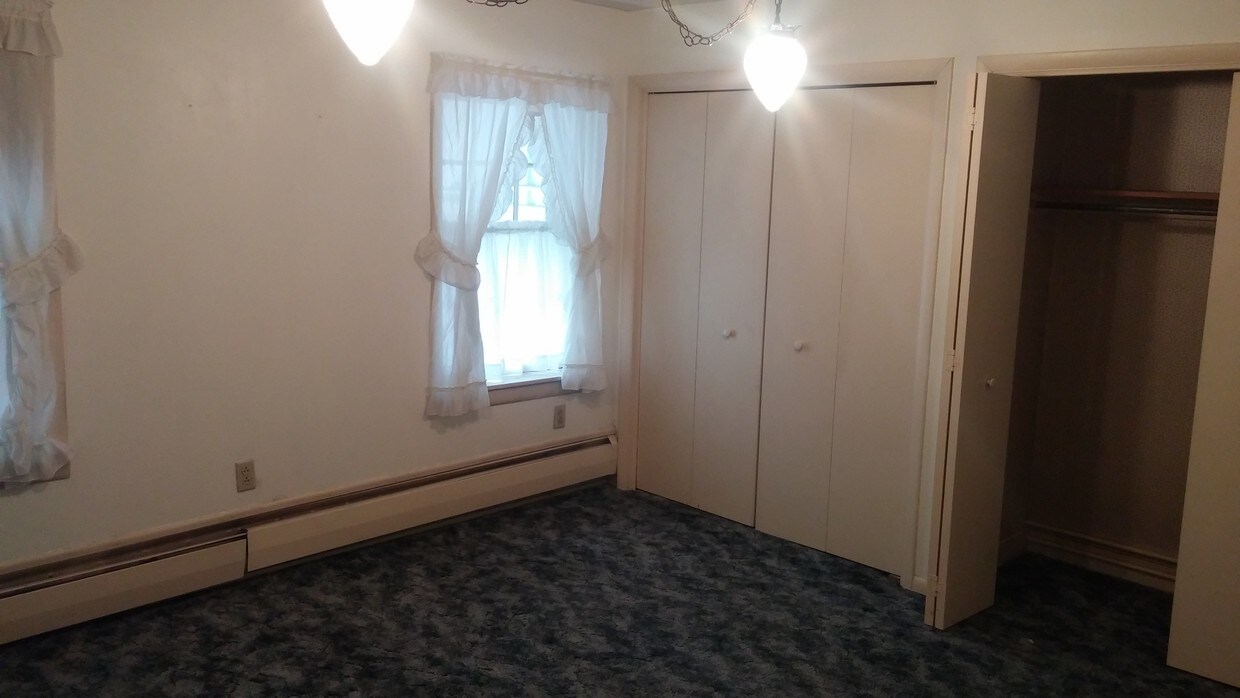 149 S East St, Carlisle, PA 17013 Townhome Rentals in Carlisle PA