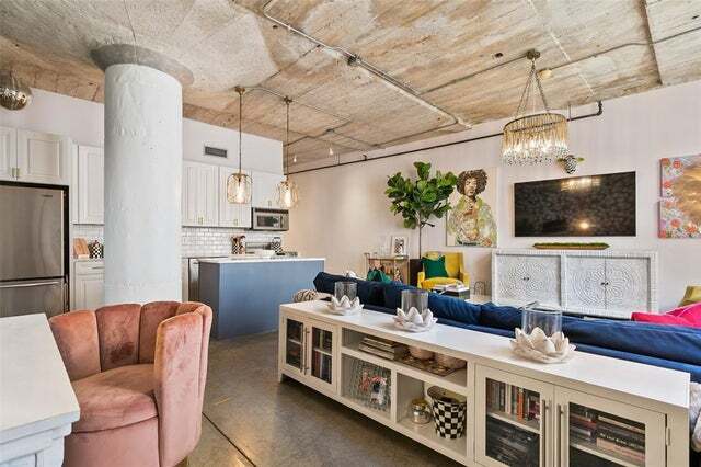 Building Photo - 1 bedroom in Dallas, TX 75202