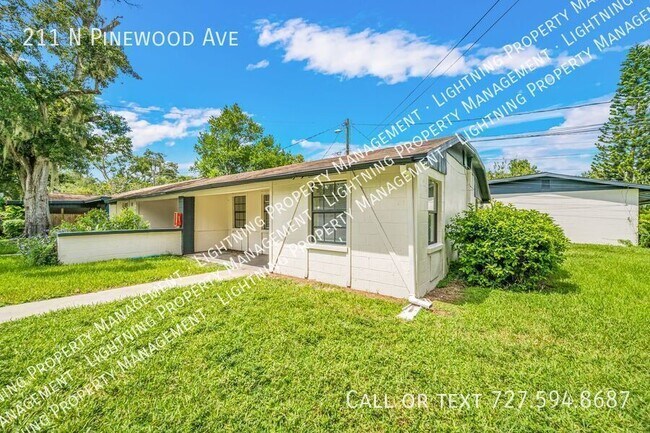 Building Photo - 211 N Pinewood Ave
