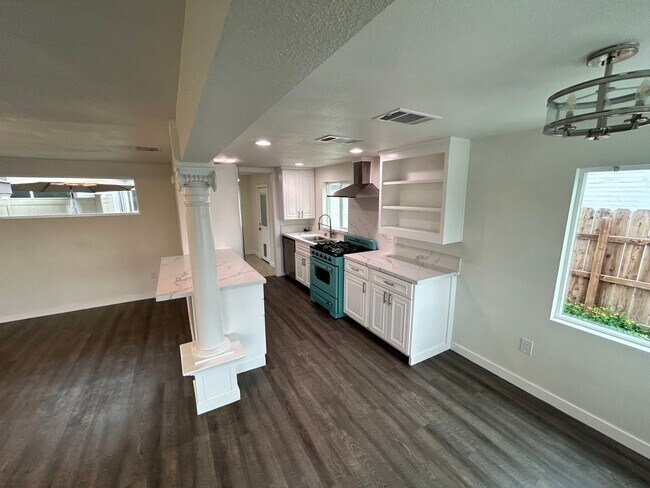 Foto del edificio - 1525 W Orangeburg Ave