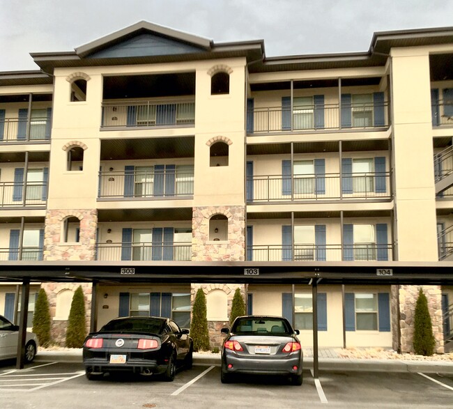 Building Photo - 1004 N 1090 W