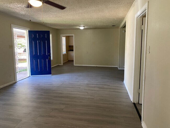 Building Photo - KT 1717 47th Street