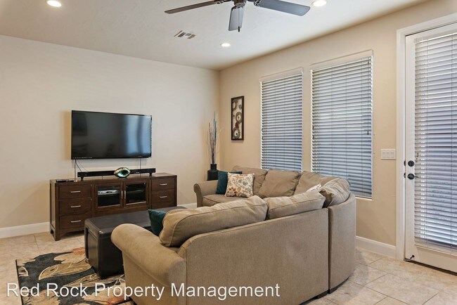 Foto del edificio - 4 br, 2.5 bath House - 4153 E Torrey Pines