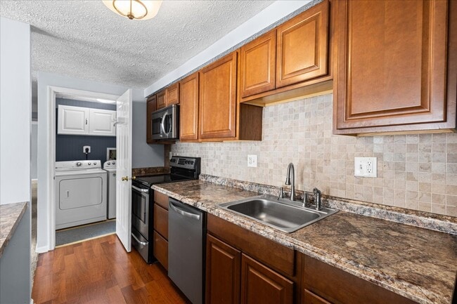 Photo - 79 Sweetfern Ct Townhome