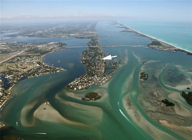 Foto del edificio - 107 S Sewalls Point Rd