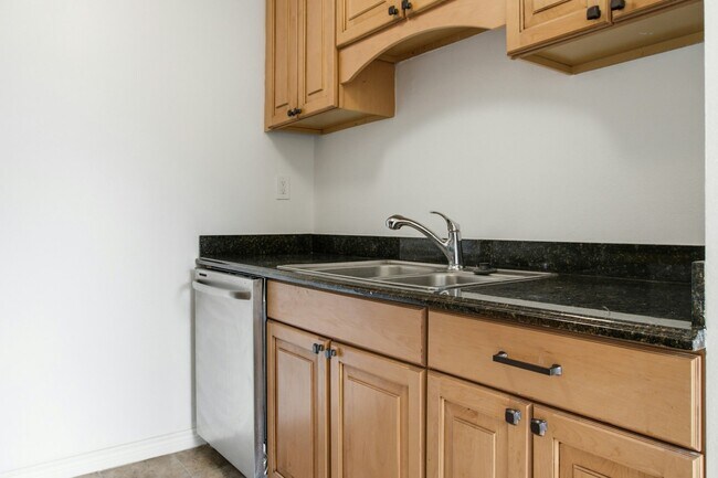 Foto del edificio - 5396 Willow Ln