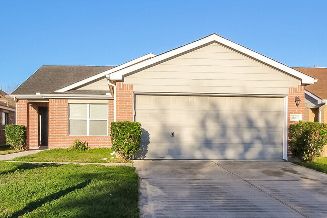 Building Photo - 8107 Sanders Glen Ln