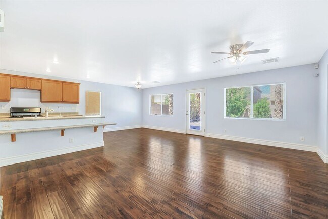 Foto del edificio - Resort-Style Living in the Heart of Guard-Gated Rhodes Ranch!