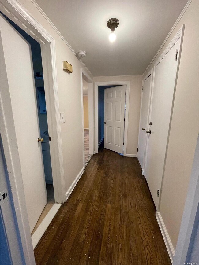 32 Park, Roosevelt, NY 11575 Townhome Rentals in Roosevelt NY