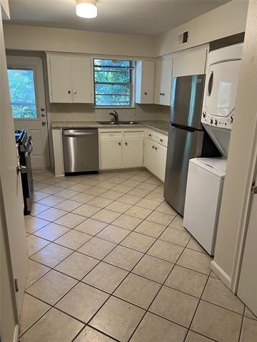 Foto del edificio - 6711 Ascot Ln