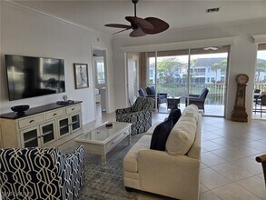 Building Photo - 5095 Yacht Harbor Dr