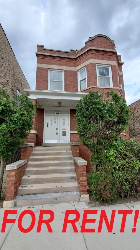 Foto principal - 2331 S Central Ave