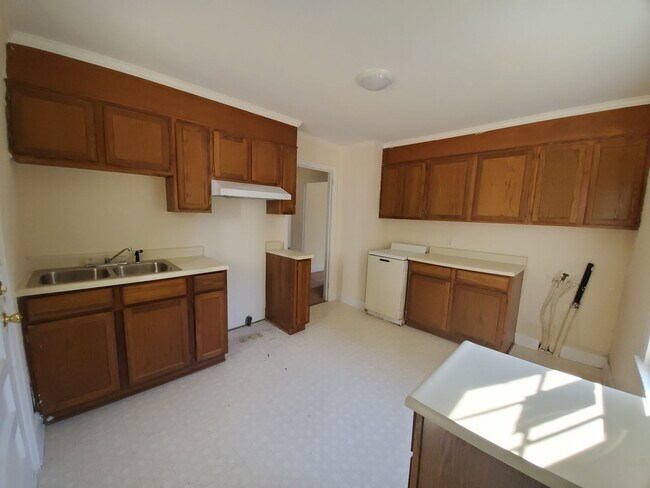 Foto del edificio - 308 W 8th Avenue ~ Raeford