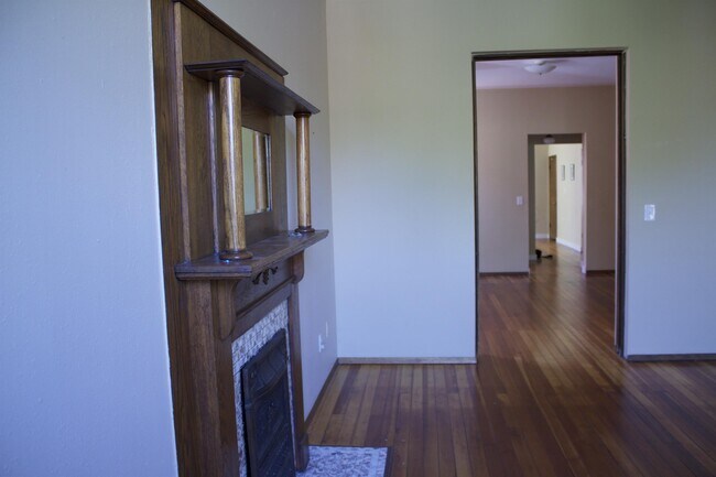 Foto del edificio - 3218-3220 Cherokee St
