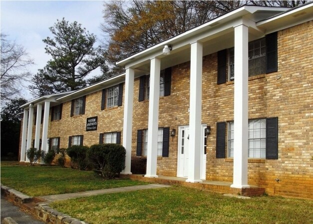 Foto principal - Westside Apartments